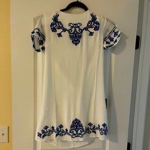 Lulus white/blue dress